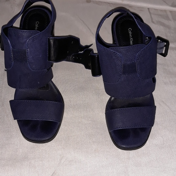 Calvin Klein Bellany heeled Sandal - Picture 7 of 7